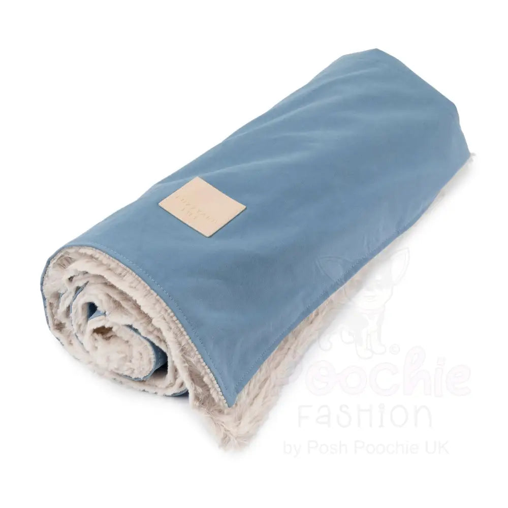 Fuzzyard Life Comforter Blanket in French Blue - Fuzzyard - 4