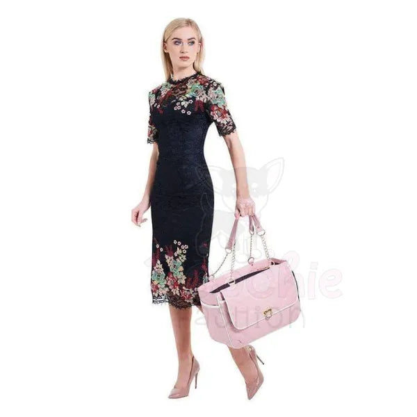 Pink deals pet carrier